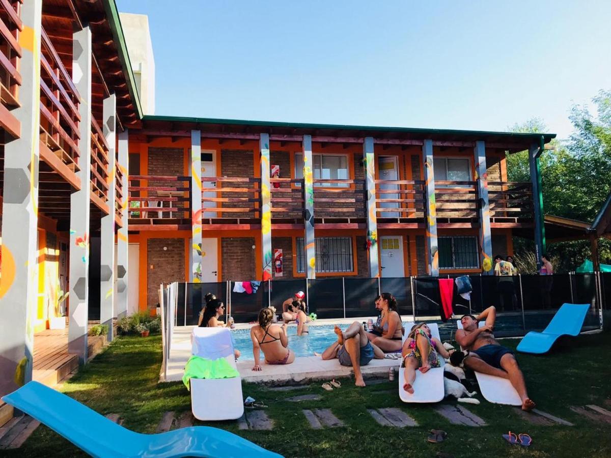Eiru Hostel 圣罗莎卡拉穆奇塔县 外观 照片