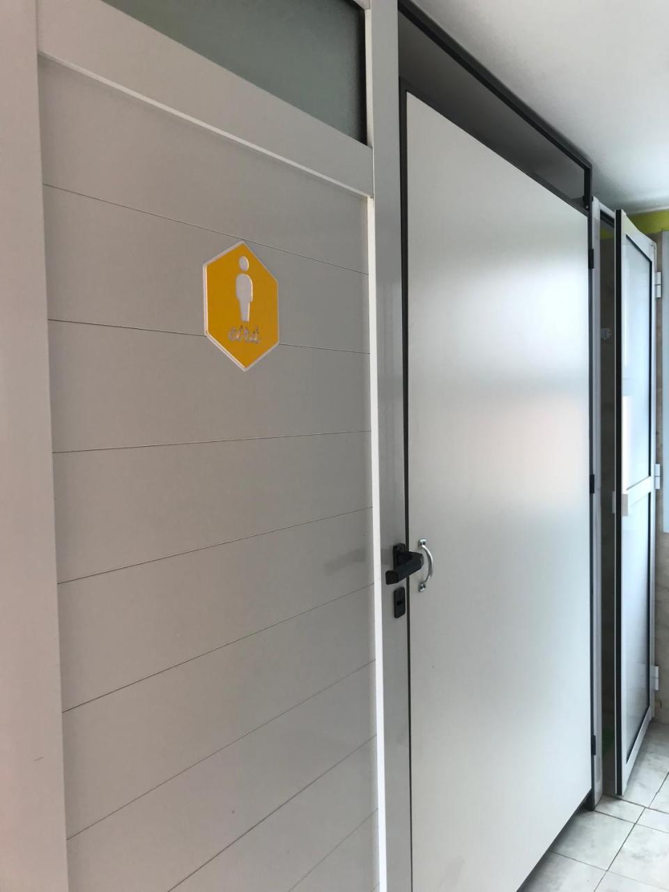 Eiru Hostel 圣罗莎卡拉穆奇塔县 外观 照片